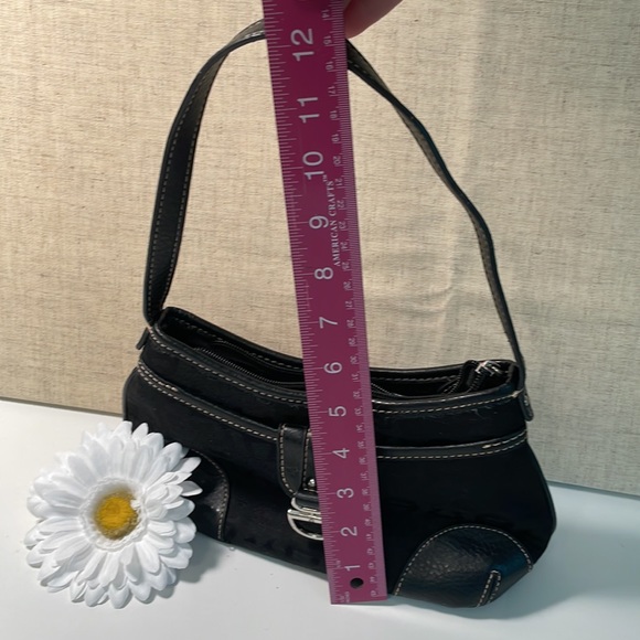 Small atienne black handbag. - Picture 7 of 7